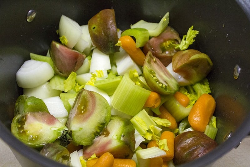 how to make vegetable broth