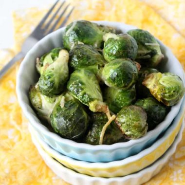 Roasted Parmesan Brussel Sprouts | Natural Chow | http://naturalchow.com