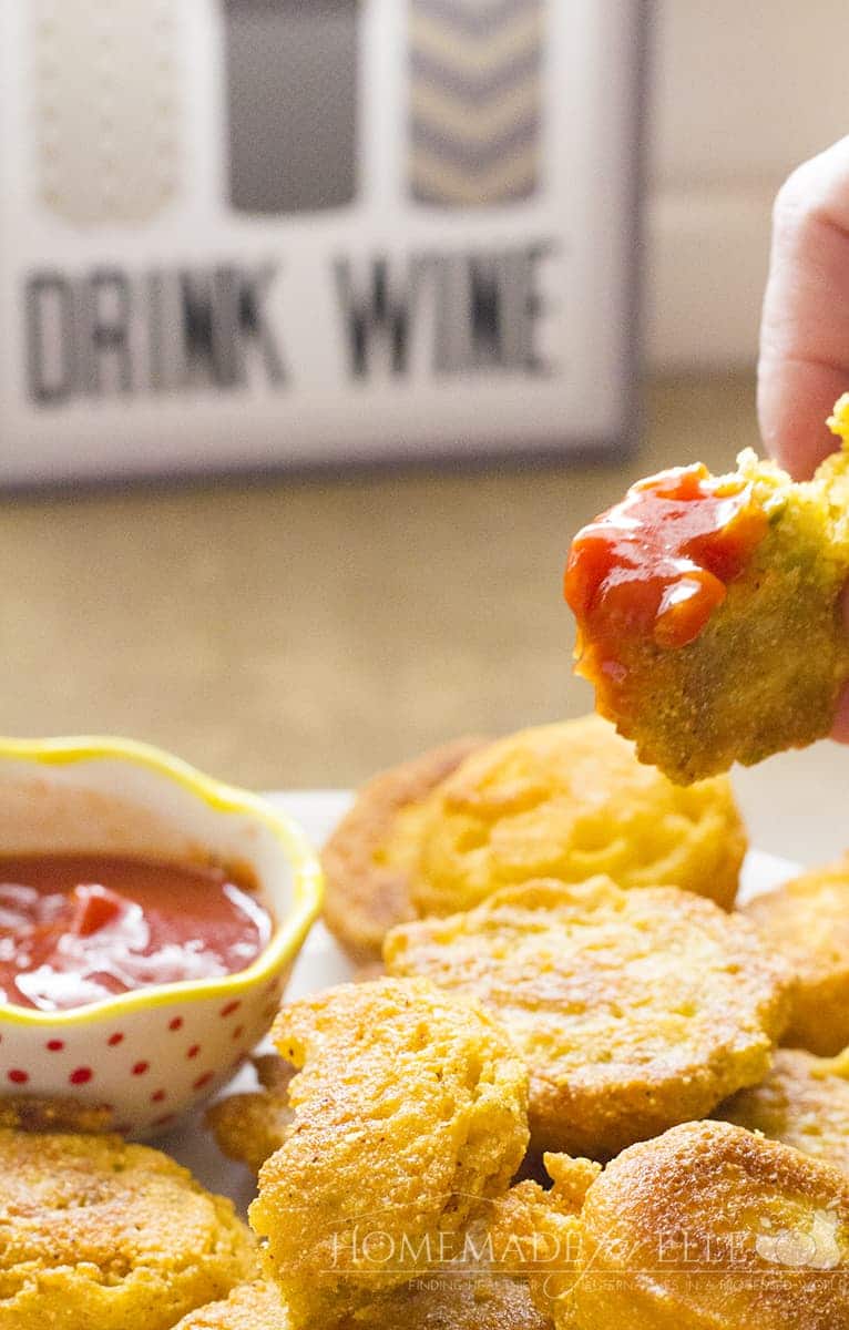 drink wine and eat cornmeal cakes