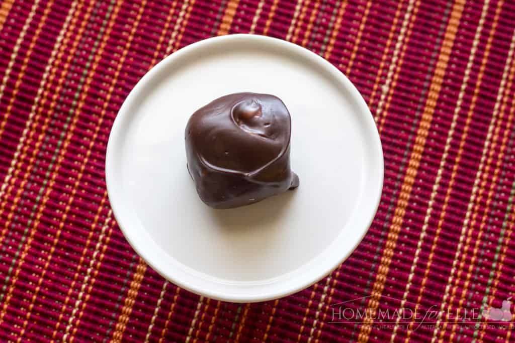 Homemade Chocolate Covered Cherries | homemadeforelle.com