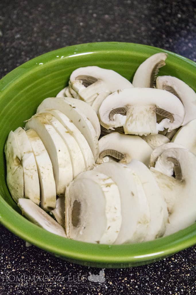 Fresh Sliced Mushrooms | homemadeforelle.com