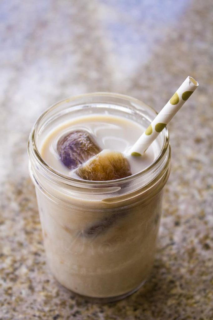 Clean Eating Iced Coffee Mocha | homemadeforelle.com