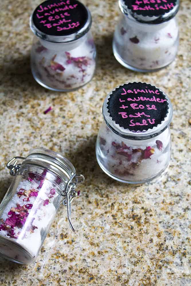 Lavender, Rose & Jasmine Homemade Aromatherapy Bath Salts | homemadeforelle.com