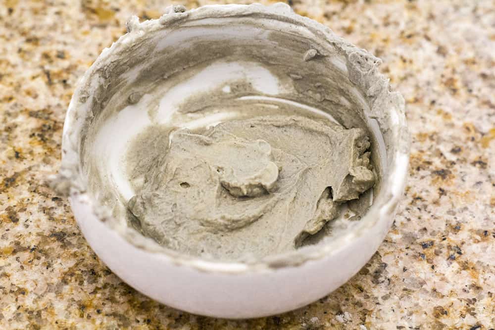 Homemade Dead Sea Mud Mask | homemadeforelle.com