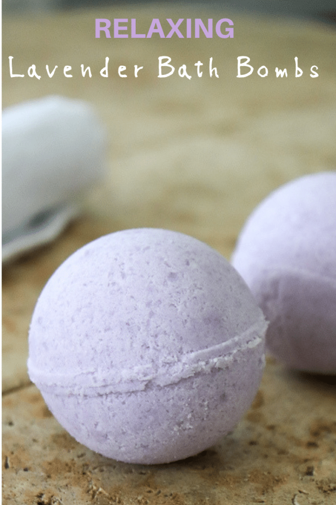 How to make relaxing lavender bath bombs at home. 