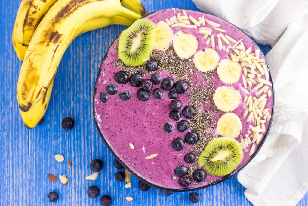 Banana Blueberry Smoothie Bowl